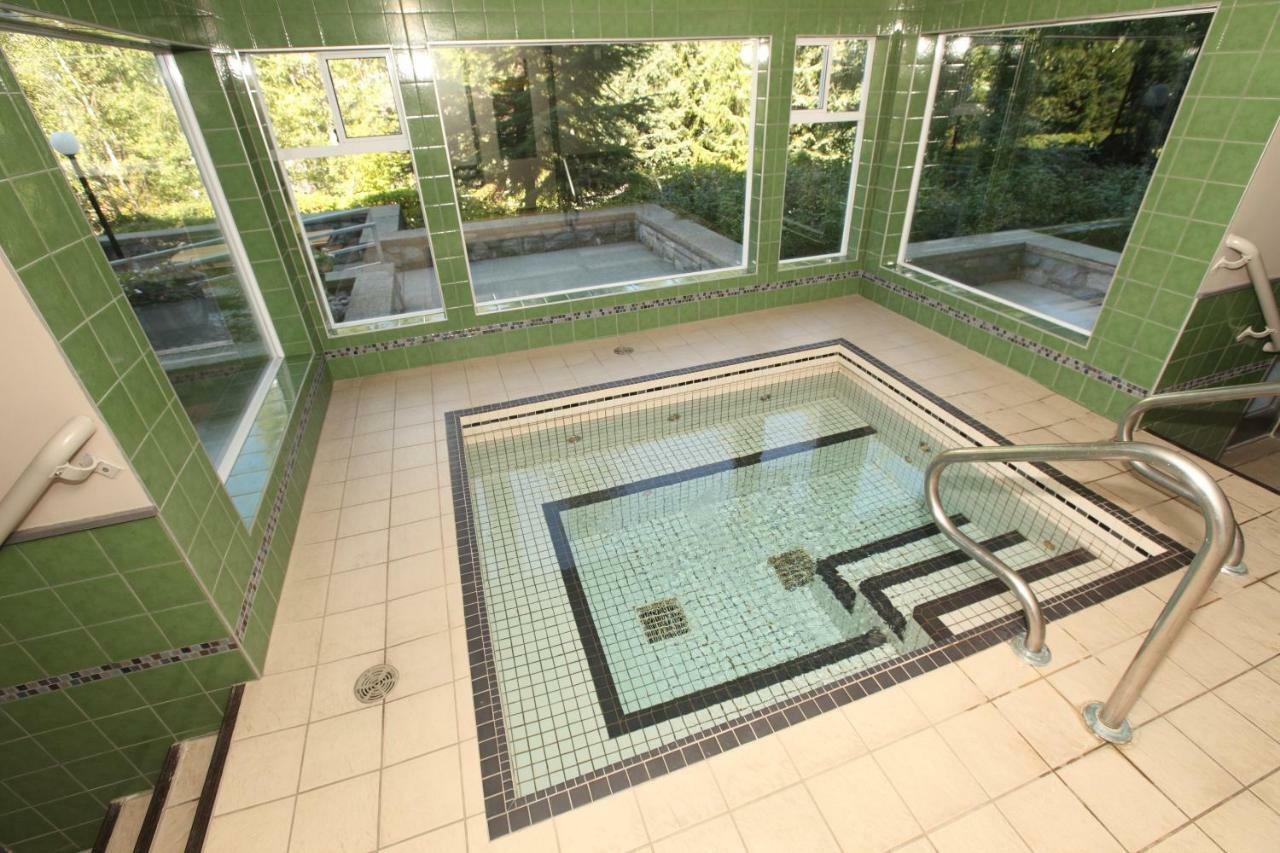 Greystone Lodge Whistler Exterior foto